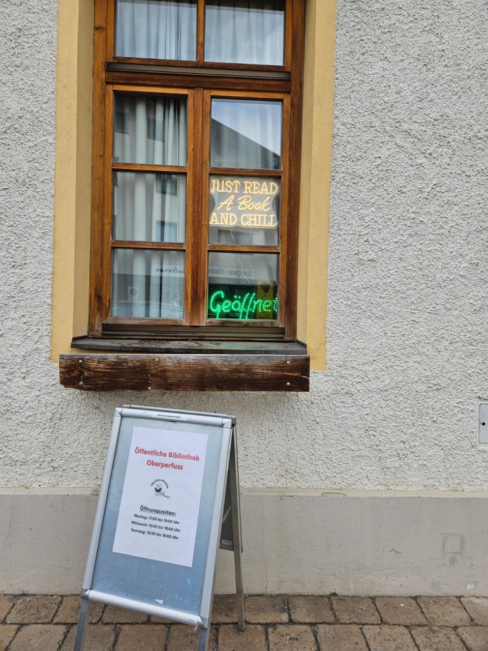 Geöffnet